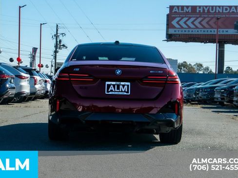 Used 2024 BMW i5 eDrive40i w/ M Sport Package image 6