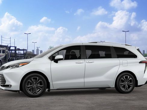 New 2026 Toyota Sienna Platinum image 28