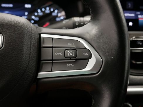 Certified 2022 Jeep Compass Latitude image 28