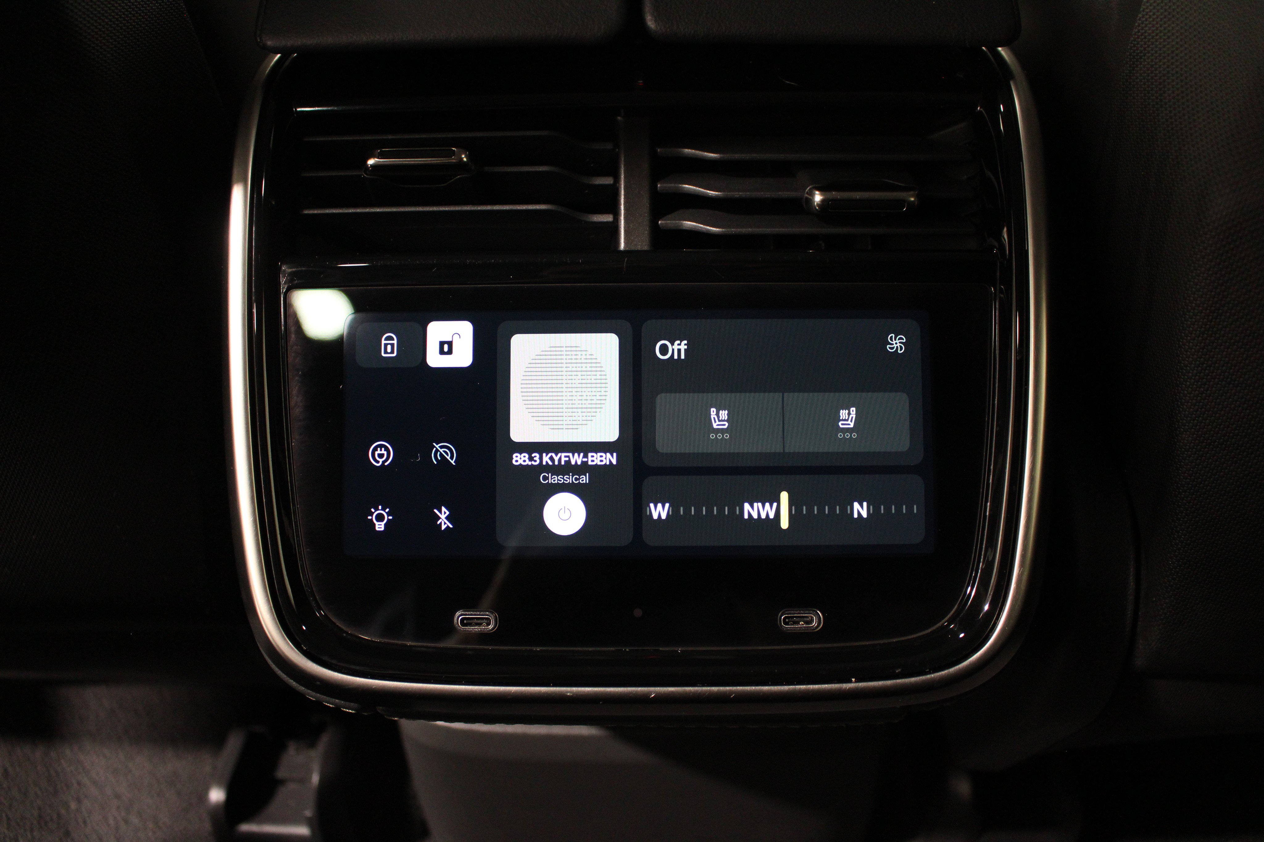Used 2024 Rivian R1S Adventure Quad AWD/4WD image 18