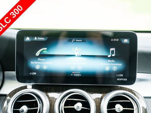 Used 2021 Mercedes-Benz GLC 300 image 20