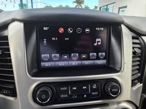 Used 2016 GMC Yukon XL SLT image 13