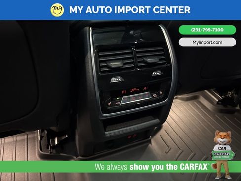 Used 2020 BMW X7 M50i image 28