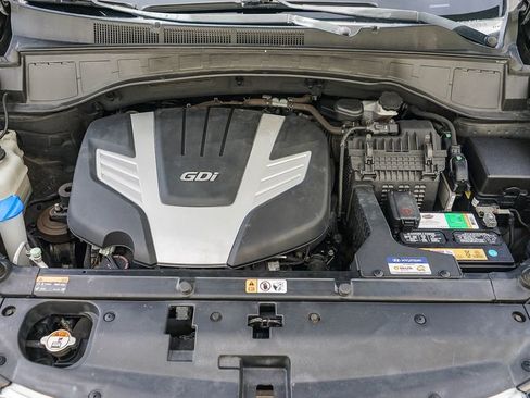 Used 2014 Hyundai Santa Fe GLS FWD image 25