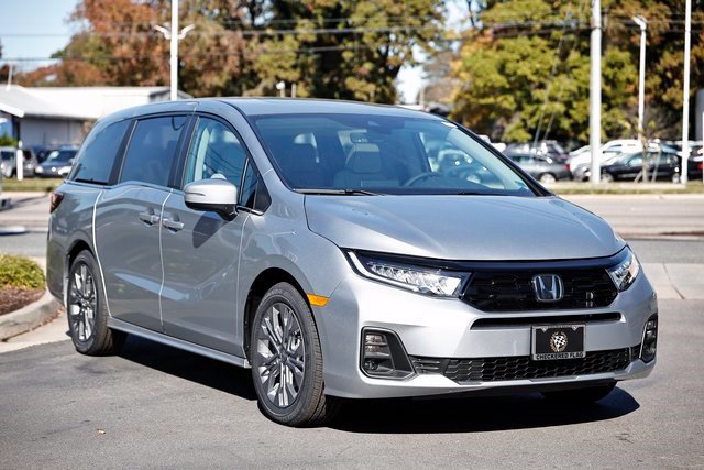 New 2027 Honda Odyssey Touring image 19