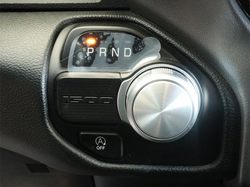 Used 2023 RAM 1500 Laramie image 13