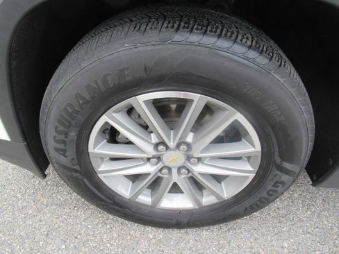 Used 2022 Chevrolet Traverse LT w/ LPO, Floor Liner Package AWD/4WD image 12