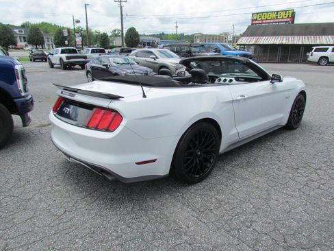 Used 2017 Ford Mustang GT Premium RWD image 6