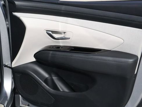 Certified 2025 Hyundai Tucson Limited image 16