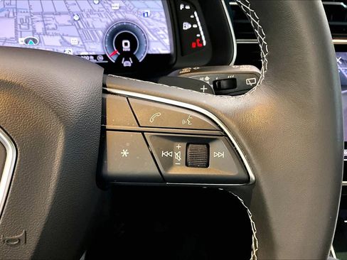 Certified 2025 Audi Q8 Premium Plus w/ Premium Plus Package image 25