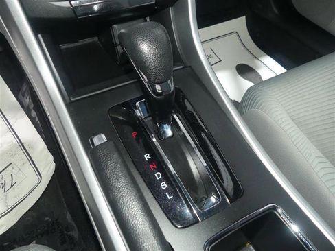 Used 2014 Honda Accord LX image 37