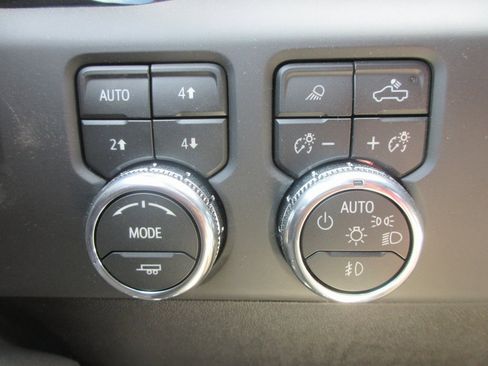 New 2026 GMC Sierra 2500 AT4 image 18