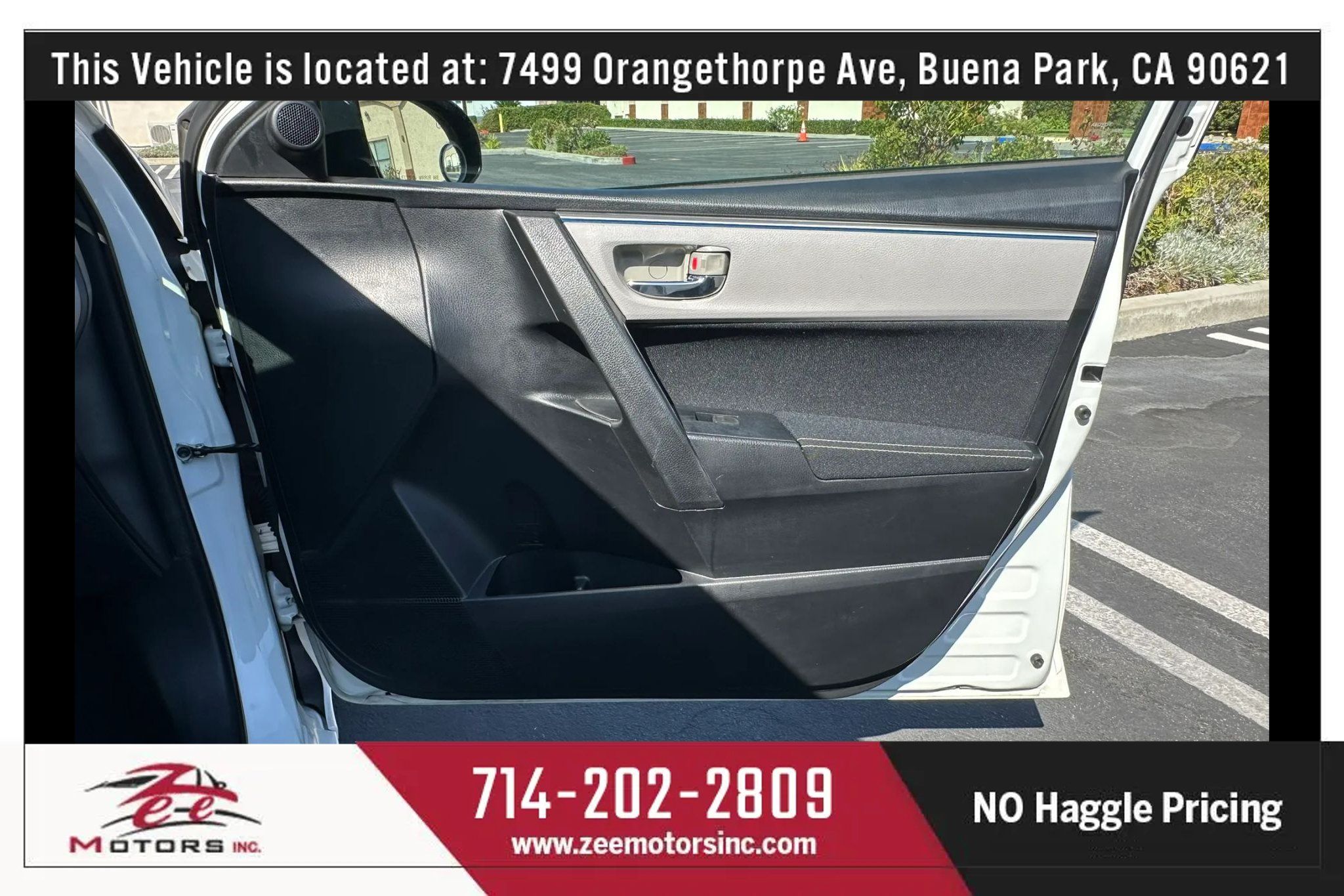 Used 2015 Toyota Corolla LE FWD image 39