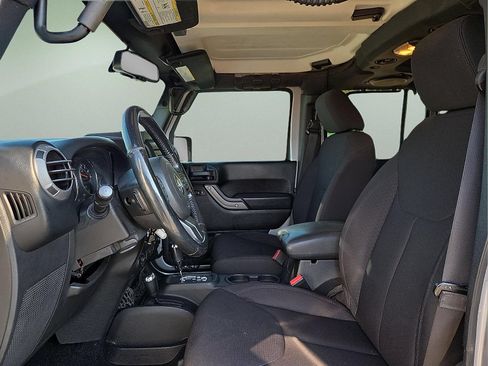 Used 2014 Jeep Wrangler Unlimited Sport w/ Quick Order Package 24S AWD/4WD image 14