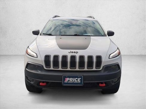 Used 2014 Jeep Cherokee Trailhawk w/ Technology Group image 2