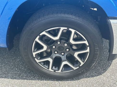 Used 2025 RAM 1500 Laramie image 12