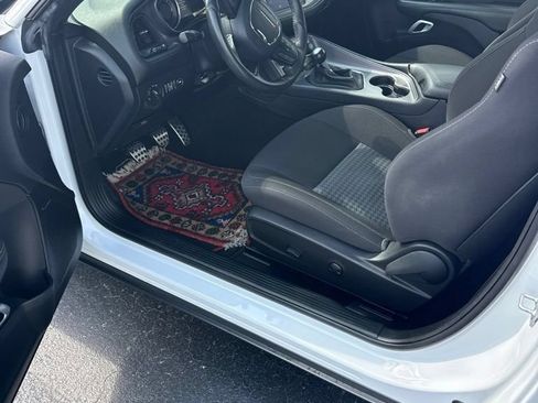 Used 2023 Dodge Challenger R/T RWD image 3