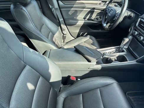 Used 2020 Honda Accord Sport image 7