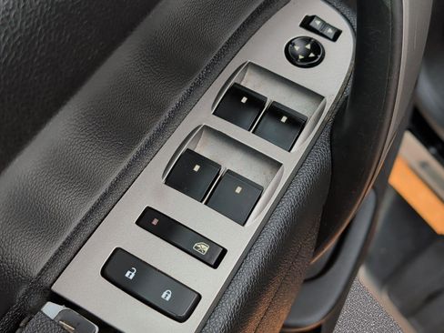 Used 2012 Chevrolet Silverado 1500 LT RWD image 8
