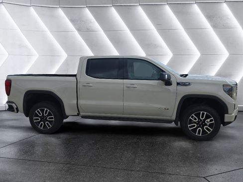New 2026 GMC Sierra 1500 AT4 w/ AT4 Premium Package image 4