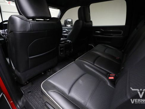 Used 2024 RAM 2500 Laramie w/ Night Edition AWD/4WD image 9