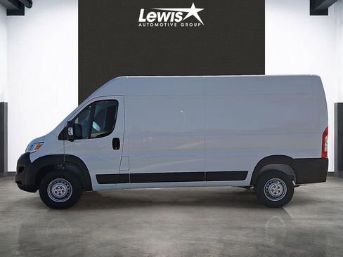 New 2026 RAM ProMaster 3500 w/ Premium Convenience Group FWD image 2