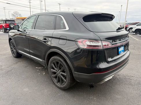 Used 2022 Lincoln Nautilus Reserve w/ Monochromatic Package image 9