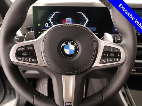 New 2026 BMW X5 xDrive40i w/ M Sport Package AWD/4WD image 4