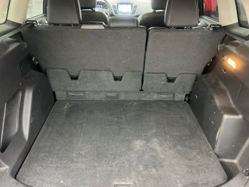 Used 2019 Ford Escape SEL image 16