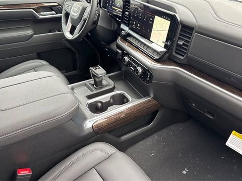 New 2026 GMC Sierra 1500 Elevation w/ Elevation Premium Package image 17
