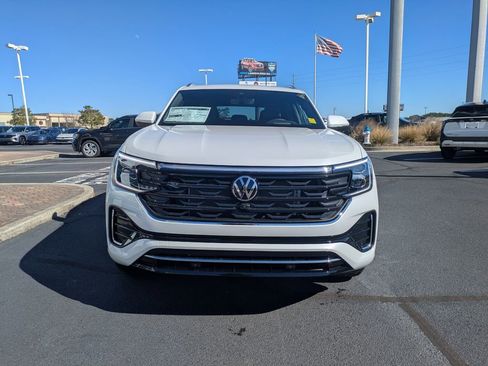 New 2026 Volkswagen Atlas Cross Sport SEL Premium R-Line AWD/4WD image 9