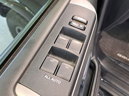 Used 2016 Toyota 4Runner SR5 image 23