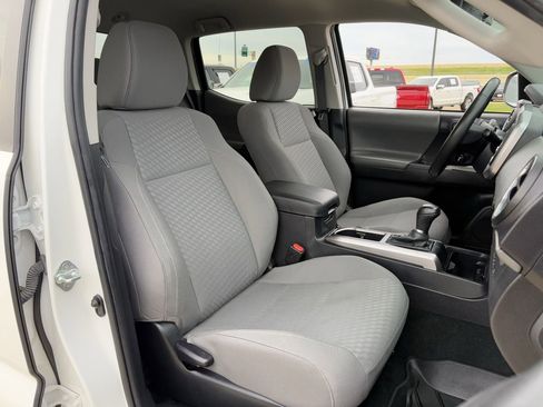 Used 2023 Toyota Tacoma SR5 RWD image 29