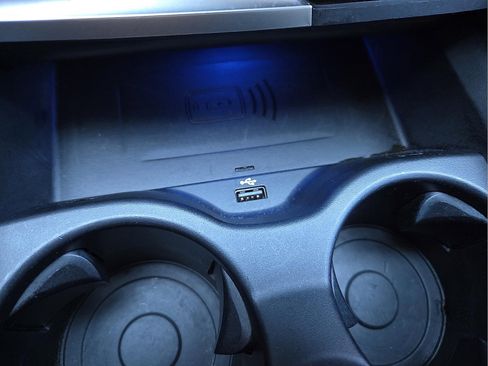 Used 2021 BMW 530i xDrive w/ Premium Package image 20