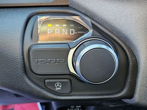 New 2025 RAM 1500 Tradesman image 19