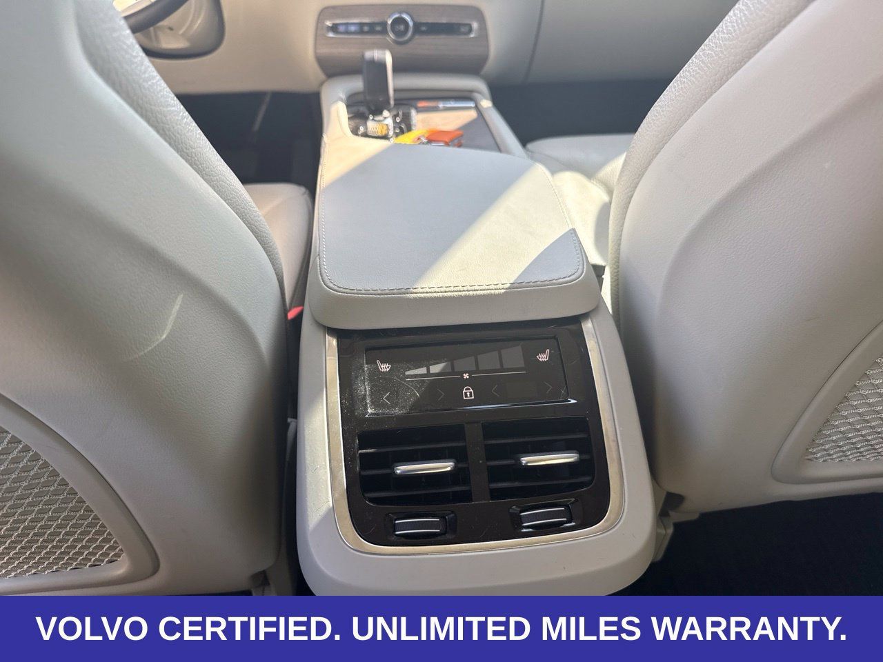 Certified 2023 Volvo XC90 B6 Plus w/ Protection Package Premier AWD/4WD image 20