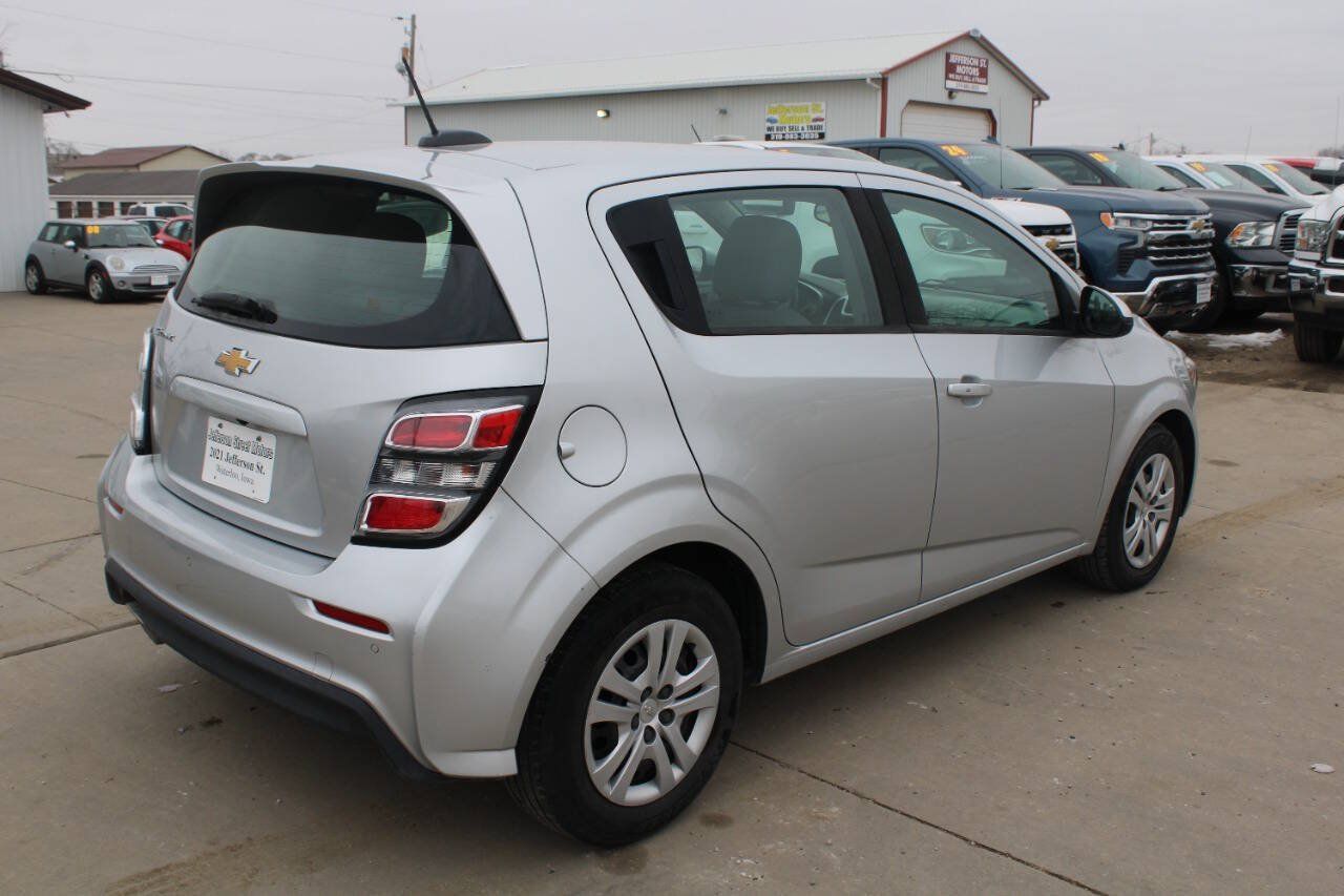 Used 2020 Chevrolet Sonic LT FWD image 8