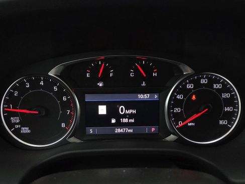 Used 2023 GMC Acadia SLE w/ Driver Convenience Package FWD image 22