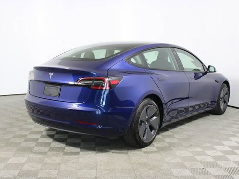 Used 2022 Tesla Model 3 Standard Range image 28