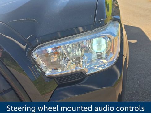 Used 2020 Toyota Tacoma SR w/ SR Convenience Package RWD image 6