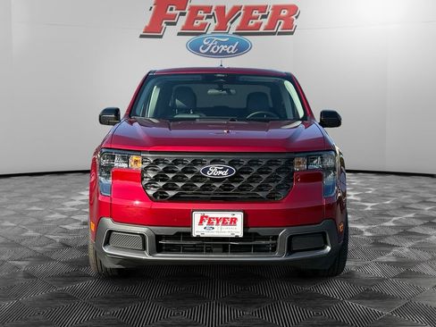 New 2026 Ford Maverick XLT w/ XLT Luxury Package FWD image 2
