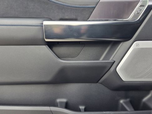 New 2025 Ford F150 Platinum w/ Equipment Group 702A High image 24