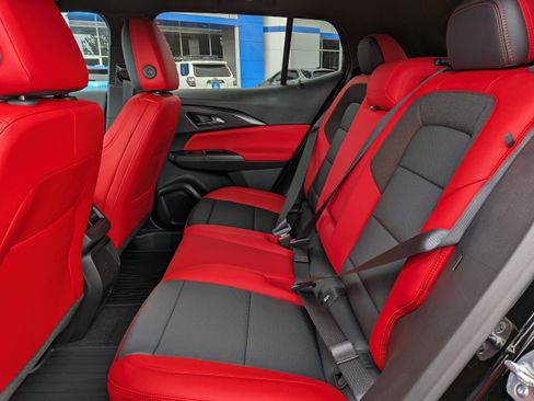 New 2026 Chevrolet Equinox EV RS image 8