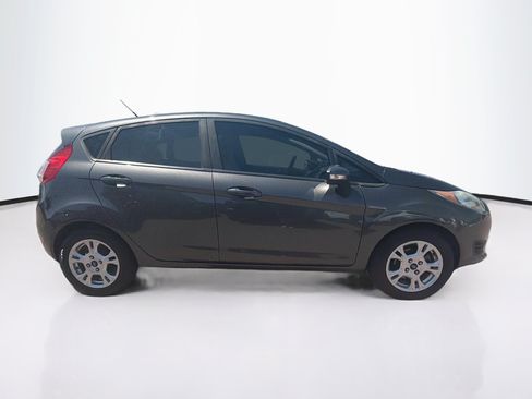 Used 2016 Ford Fiesta SE FWD image 10