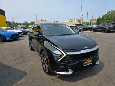 Used 2023 Kia Sportage EX FWD image 4