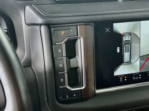 Certified 2024 GMC Yukon XL Denali Ultimate AWD/4WD image 16