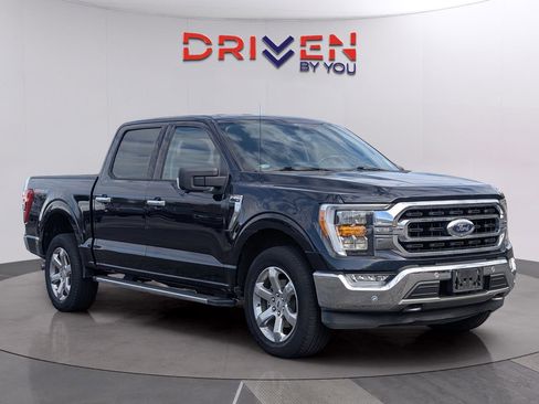 Used 2021 Ford F150 XLT w/ Equipment Group 302A High image 8