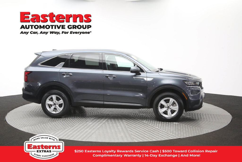 Used 2022 Kia Sorento LX AWD/4WD image 45