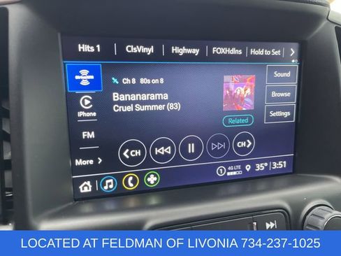 Used 2024 GMC Terrain SLT image 13