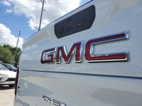 New 2026 GMC Sierra 3500 Denali w/ Denali Reserve Package AWD/4WD image 7